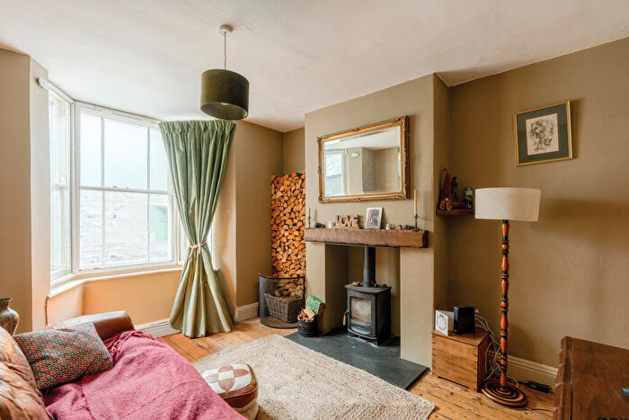 3 Bedroom House For Sale In Albermarle Terrace, Cliftonwood, Bristol, BS8