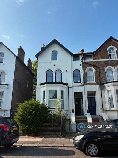 1 Bedroom Flat To Rent In Mount Pleasant Road, London, SE13