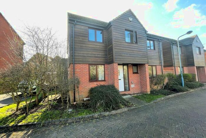 4 Bedroom Detached House To Rent In Chasewater, Broughton, Milton Keynes, MK10