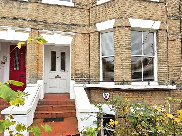 1 Bedroom Flat To Rent In Cintra Park, London, SE19