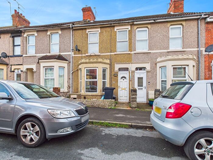 2 Bedroom Terraced House To Rent In Graham Street, Swindon, SN1