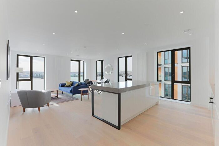 3 Bedroom Apartment For Sale In Laker House, Royal Wharf, E16