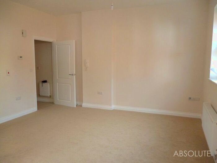 1 Bedroom Flat To Rent In Kingsley Avenue, Torquay, TQ2