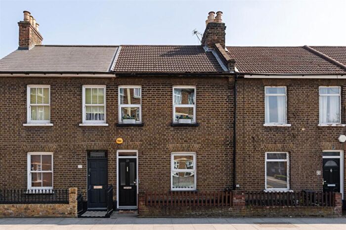 2 Bedroom Terraced House For Sale In Harrow Road, Leytonstone, E11