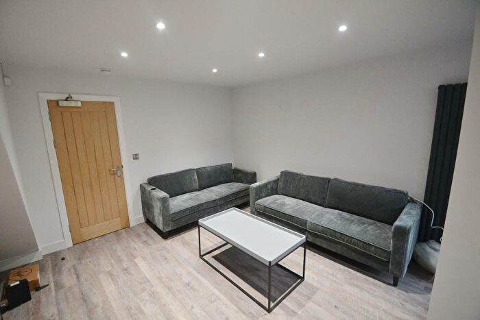 6 Bedroom Terraced House To Rent In Braemar Road, Fallowfield, Manchester, M14