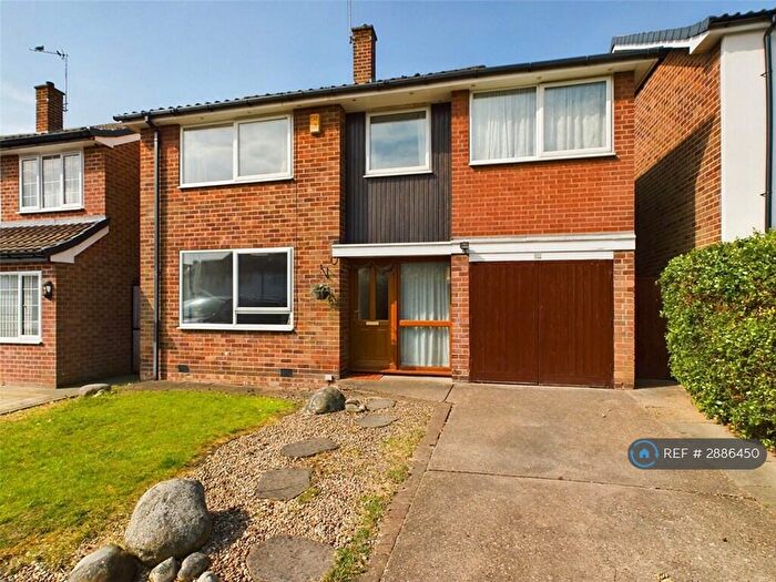 4 Bedroom Detached House To Rent In Ashchurch Drive, Wollaton, NG8