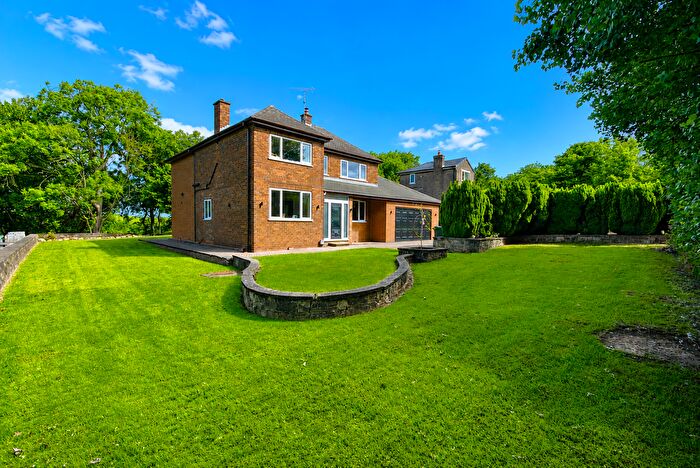 4 Bedroom Detached House For Sale In Doncaster Road, Conisbrough, Doncaster, DN12