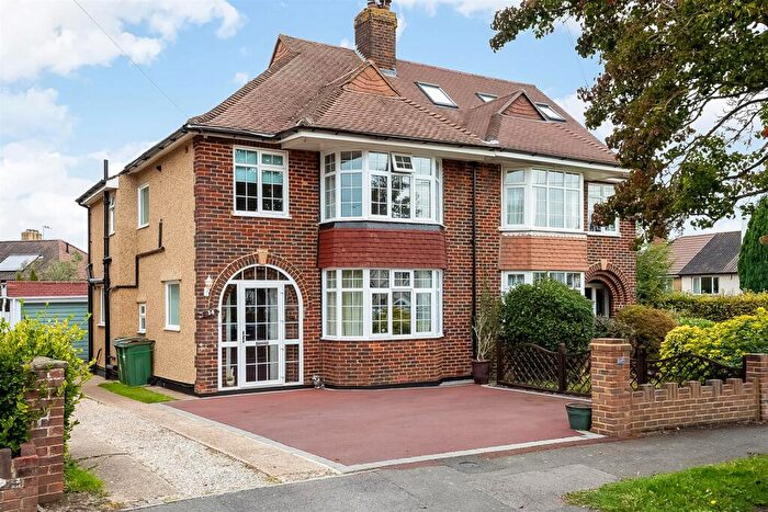 3 Bedroom Semi-Detached House For Sale In Corrigan Avenue, Coulsdon, CR5