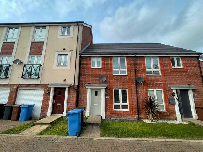 3 Bedroom Town House To Rent In Saturn Road, Ipswich, IP1