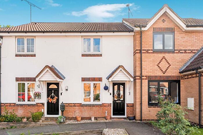 2 Bedroom Terraced House For Sale In Heyford Way, Hatfield, AL10
