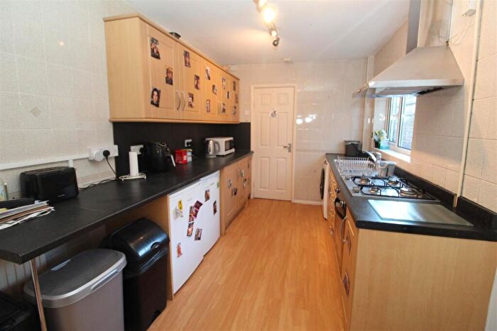 4 Bedroom House To Rent In Gelligaer Street, Cathays, Cardiff, CF24