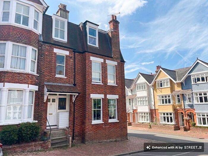 1 Bedroom Flat To Rent In Grove Avenue, Tunbridge Wells, TN1