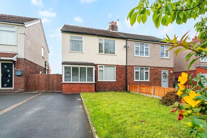 3 Bedroom Semi-Detached House For Sale In Ashton Road, Newton-Le-Willows, WA12