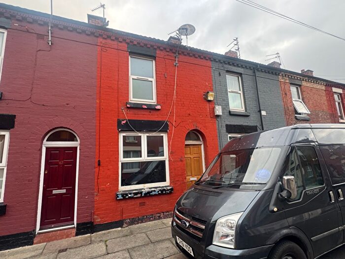 2 Bedroom Terraced House For Sale In Holmes Street, Liverpool, L8