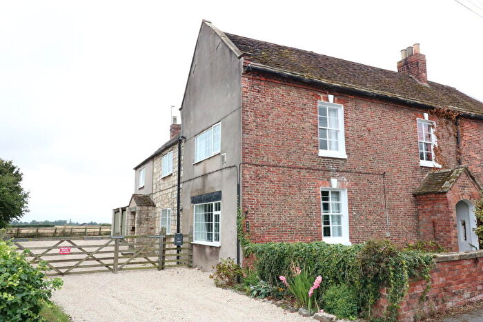 3 Bedroom Semi-Detached House To Rent In Manor Farm Cottage, Ings Road, Ulleskelf, LS24