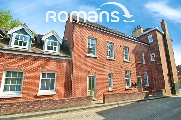 2 Bedroom Apartment To Rent In Winchester, Hampshire, SO23