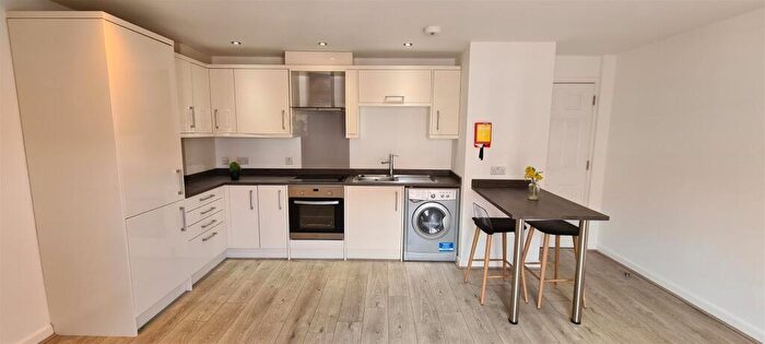 1 Bedroom Flat To Rent In Flat Lantern Court, High Street, Ely, CB7