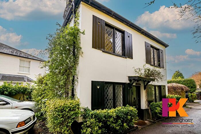 2 Bedroom Detached House To Rent In Camden Place, Bourne End, SL8