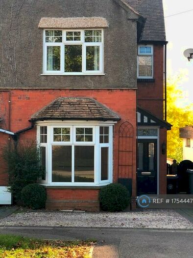 3 Bedroom Semi-Detached House To Rent In Priory Road, Stamford, PE9