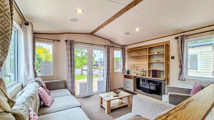 3 Bedroom Mobile/park Home For Sale In Stanford Bishop, Worcester, WR6