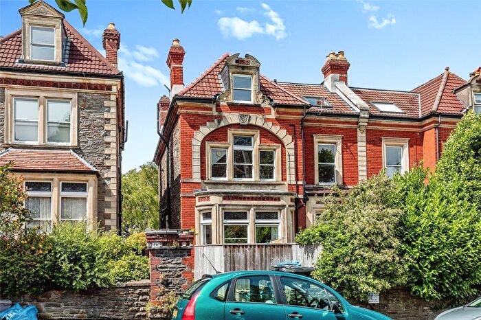 3 Bedroom Flat To Rent In Woodstock Road, Bristol, BS6