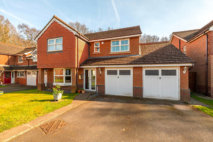 5 Bedroom Detached House For Sale In Beechcroft Close, South Hykeham, Lincoln, Lincolnshire, LN6