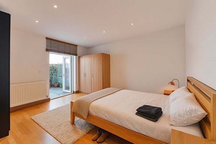 1 Bedroom Flat To Rent In Canfield Place, South Hampstead, NW6