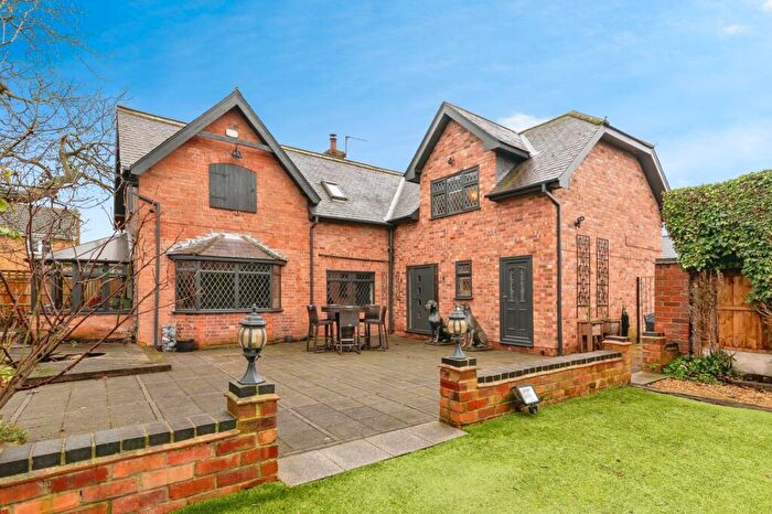 5 Bedroom Detached House For Sale In Stoke Lane, Gedling, Nottingham, Nottinghamshire, NG4