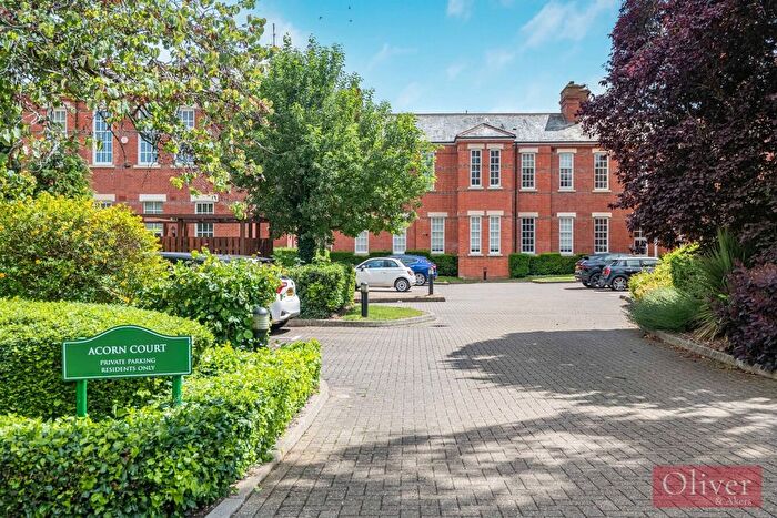 2 Bedroom Flat For Sale In Beningfield Drive, Napsbury Park, AL2