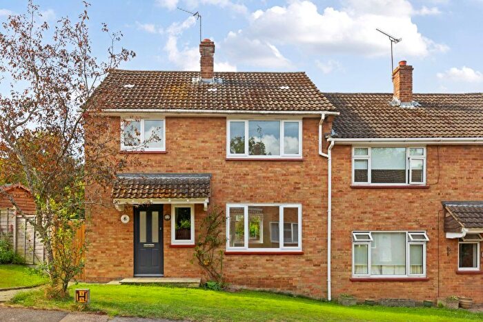 3 Bedroom Semi-Detached House To Rent In Church Field, Sevenoaks, TN13