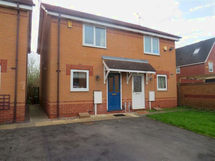 2 Bedroom Semi-Detached House To Rent In Kentish Court, Derby, DE1