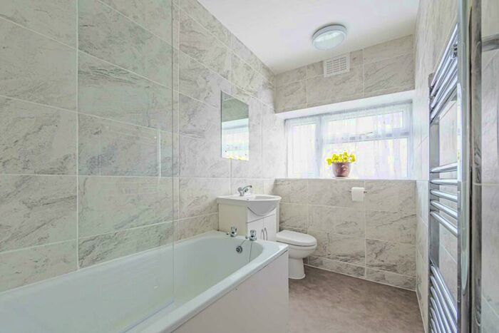 1 Bedroom Apartment To Rent In Close To Maylands Avenue Business Park, HP2