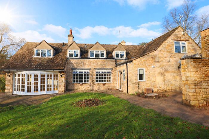 4 Bedroom Character Property To Rent In Aldgate, Ketton, Stamford, Lincolnshire, PE9