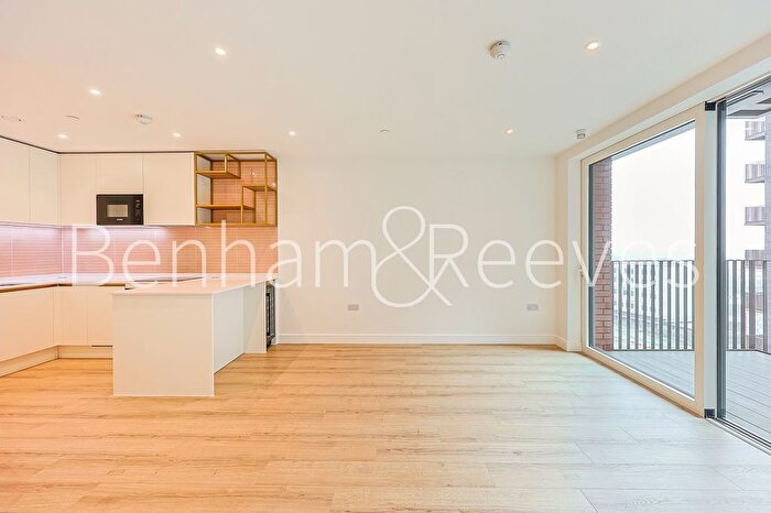 1 Bedroom Flat To Rent In Quay Walk, Wembley, HA0