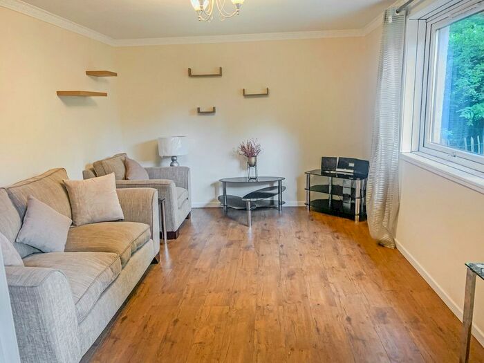 1 Bedroom Flat To Rent In Inshes Court, Westhill, Inverness IV2