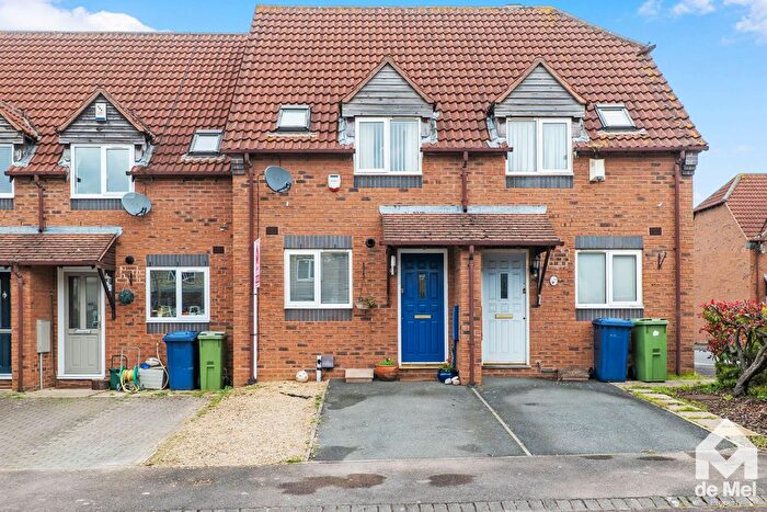 2 Bedroom Terraced House For Sale In The Cornfields, Cheltenham, GL52