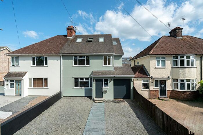 4 Bedroom Property To Rent In High Road, Watford, WD25
