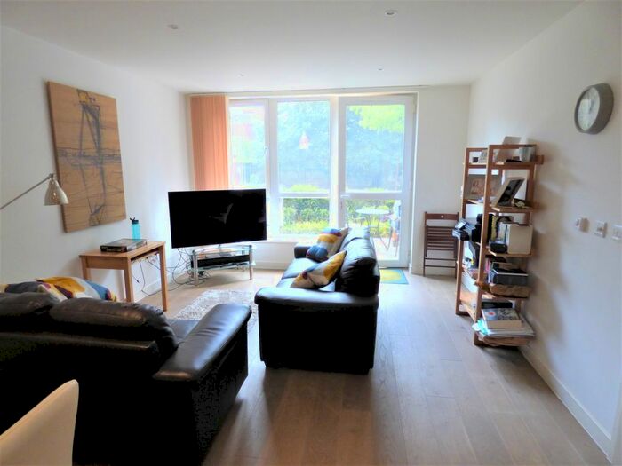 2 Bedroom Flat To Rent In Tudway Road, Kidbrooke, SE3