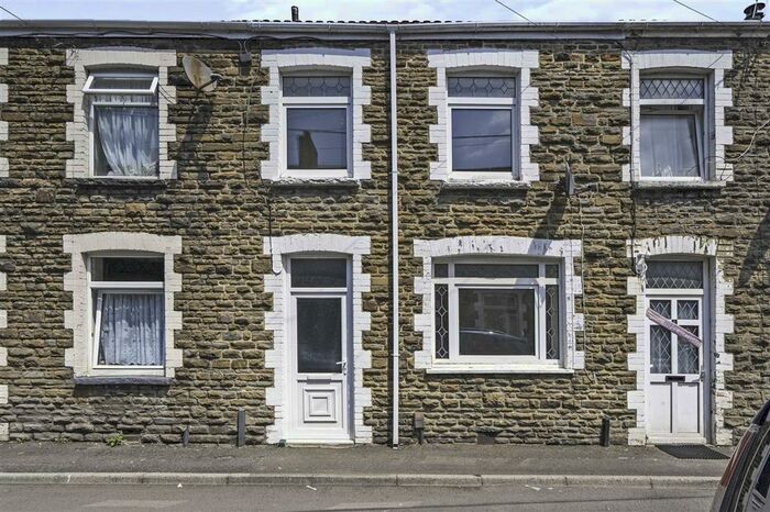 3 Bedroom House To Rent In Alice Street, Neath, SA11