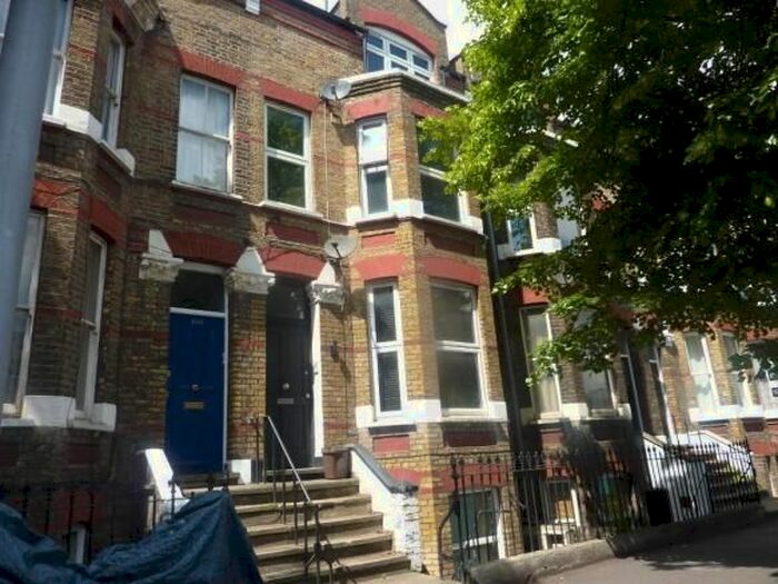 1 Bedroom Flat To Rent In Southwark Bridge Road, Borough, SE1