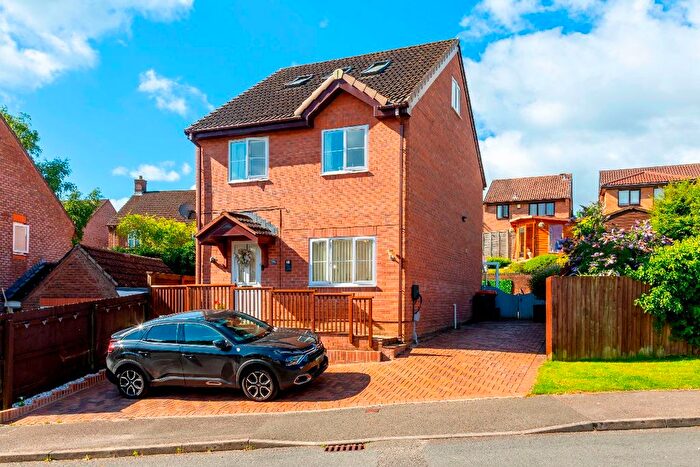 4 Bedroom Detached House For Sale In Harlech Drive, Rhiwderin, Newport, NP10