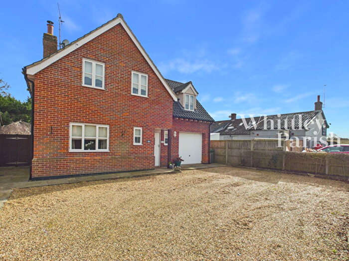 4 Bedroom Detached House For Sale In The Street, Woodton, Bungay, NR35