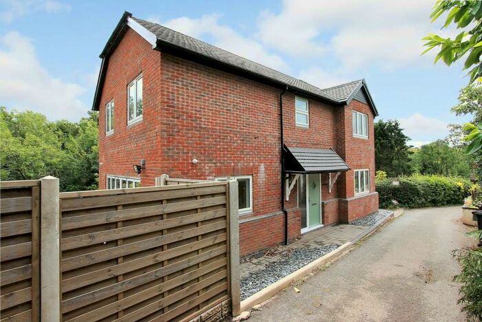 4 Bedroom Cottage For Sale In Rumbow Lane, Romsley, Halesowen, B62