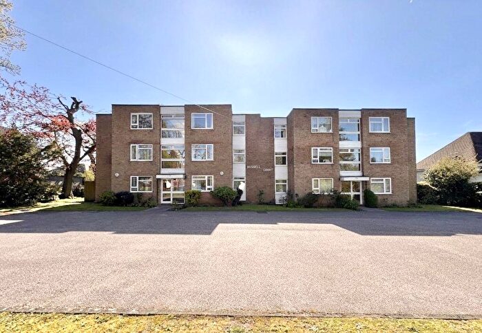 2 Bedroom Flat For Sale In Russell Court, Walsall Road, Four Oaks, Sutton Coldfield, B74