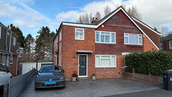 4 Bedroom Semi Detached House For Sale In Warman Close, Stockwood, Bristol, BS14