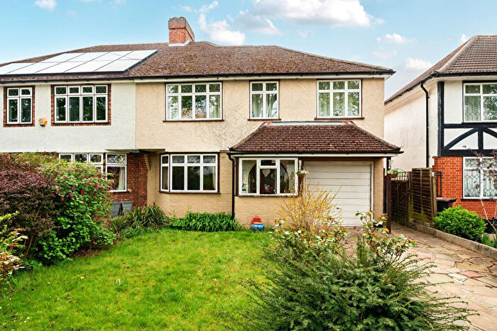 4 Bedroom Semi-Detached House For Sale In Chestnut Avenue, West Wickham, BR4