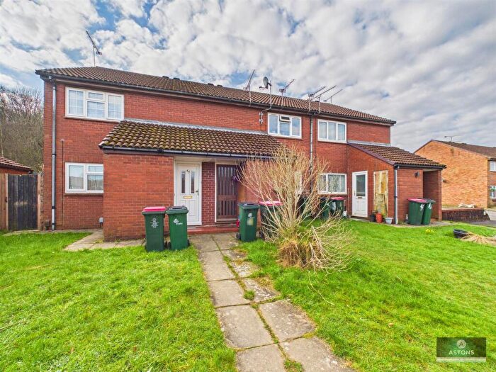 1 Bedroom Flat To Rent In Cottesmore Green, RH11