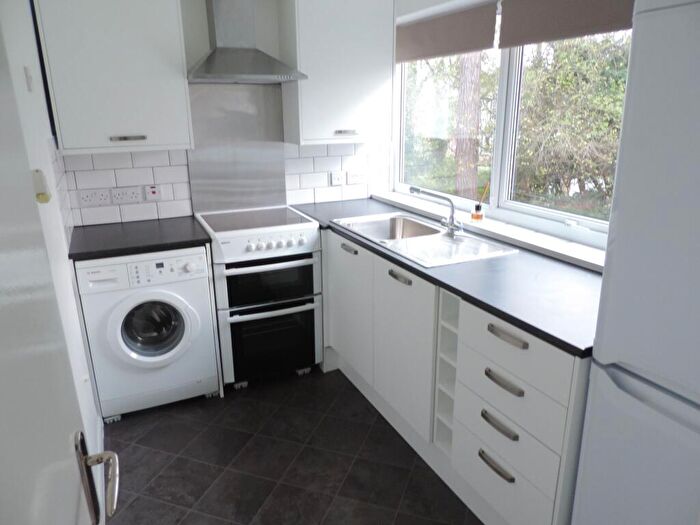 Studio To Rent In Northlands Drive, Regent Court Northlands Drive, SO23