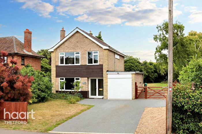 3 Bedroom Detached House For Sale In Watton Road, Great Hockham, IP24