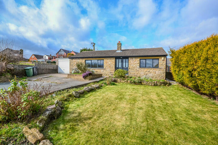 2 Bedroom Detached Bungalow To Rent In Viking Avenue, Emley, Huddersfield, HD8
